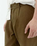 Pantalón verde Wotan sostenible-3