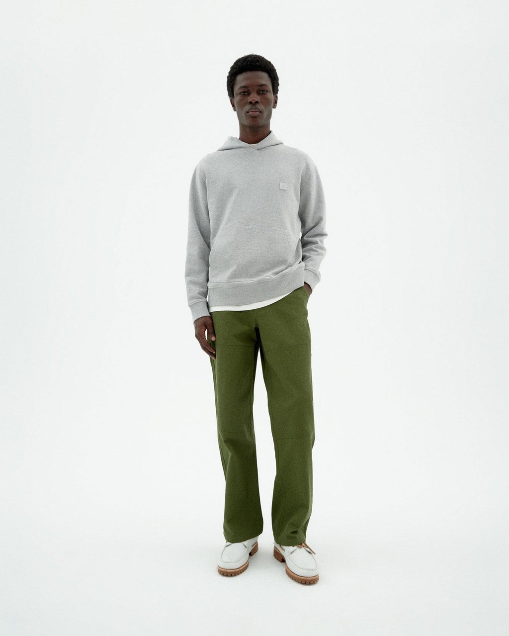 Pantalón verde Owen sostenible-2