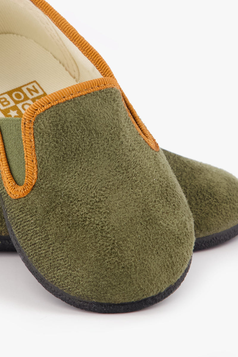 Chaussons - John Kaki