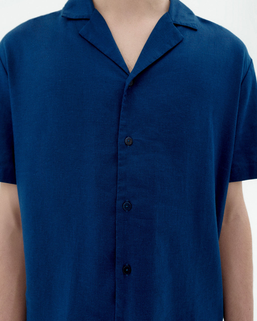 Camicia blu hemp Jules sostenibile-2