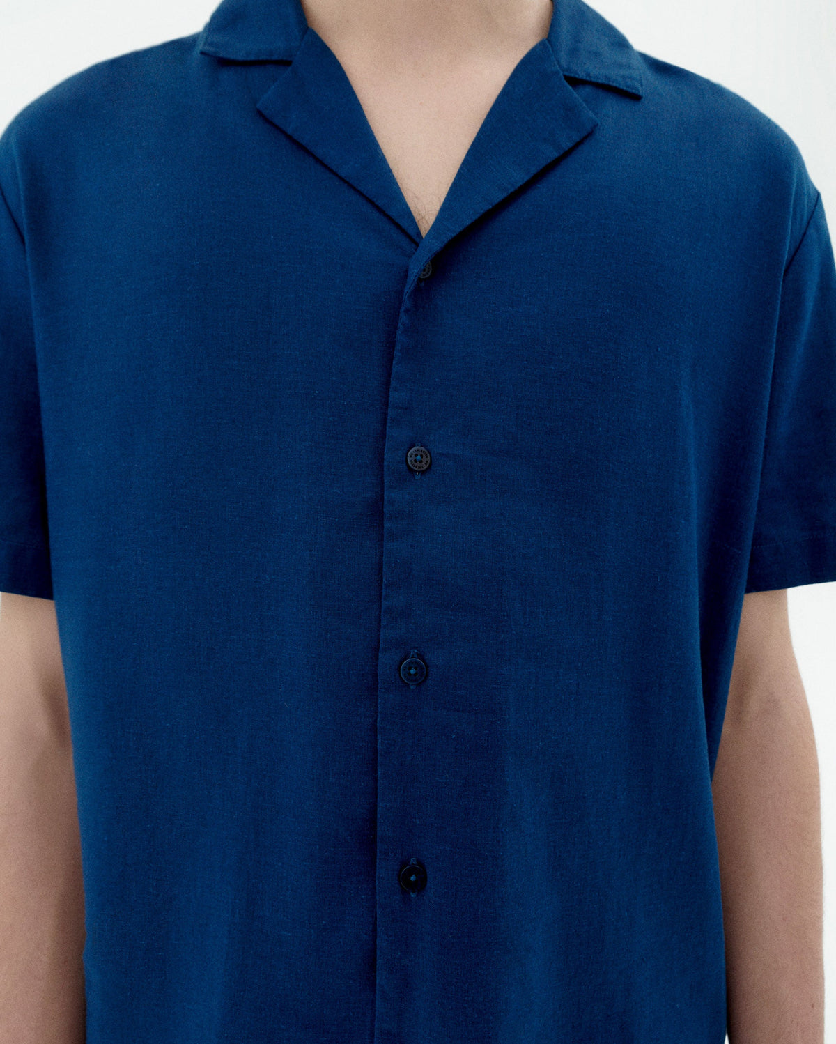 Camicia blu hemp Jules sostenibile-2