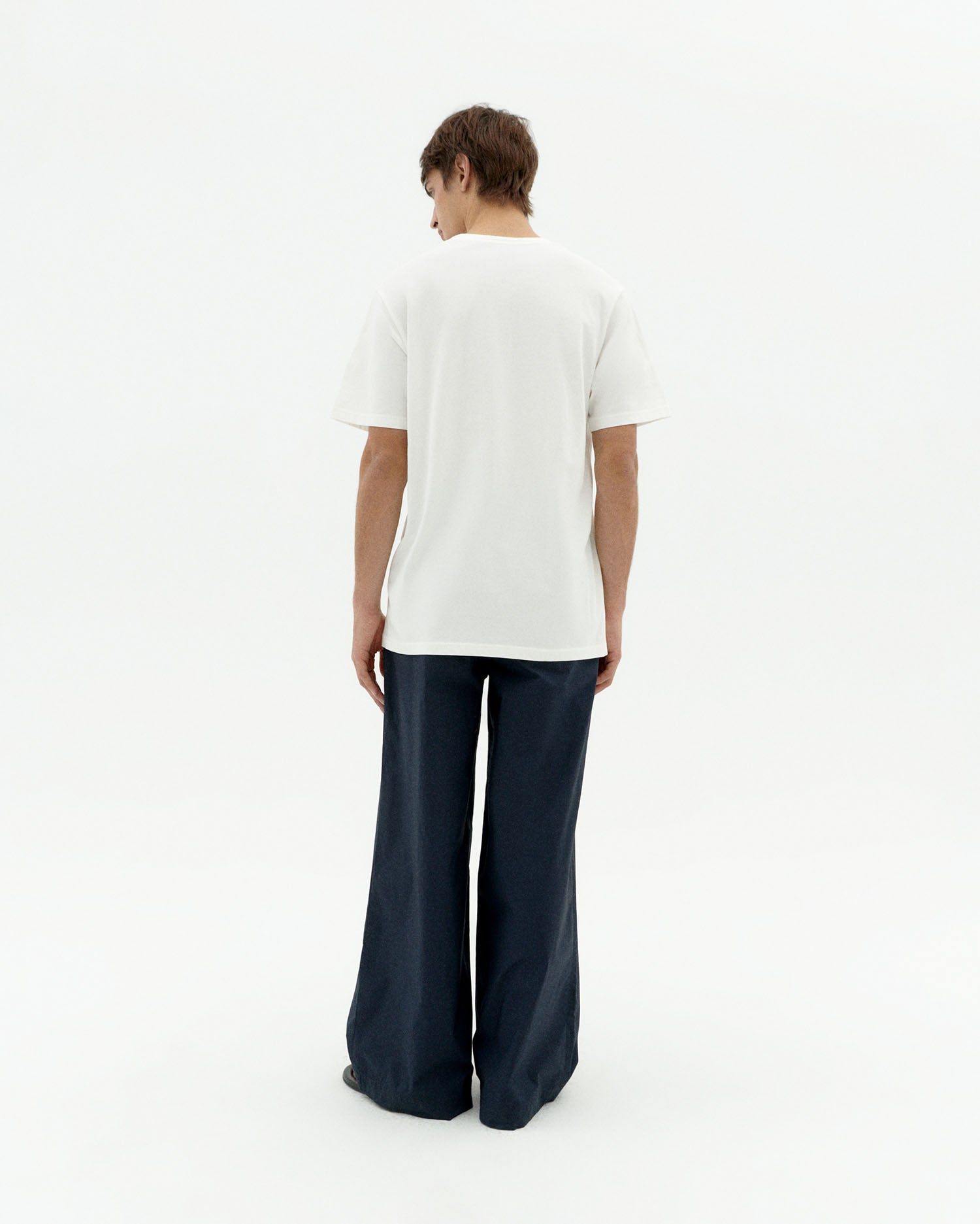 T-shirt blanca bananas Zach sostenible-4