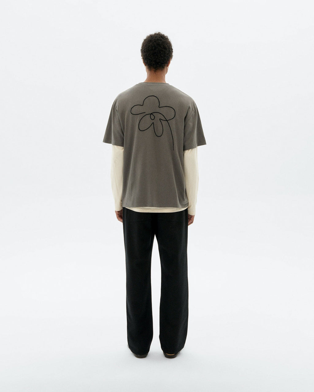 Camiseta bordada a mano flor Aaron - Gris