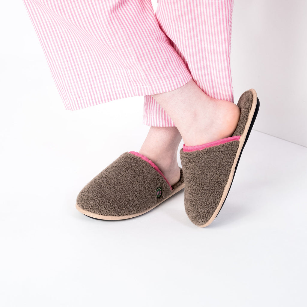 Women's Sherpa Slippers - Brown