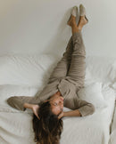 Mule femme laine, beige paillettes Angarde porté lifestyle croisé