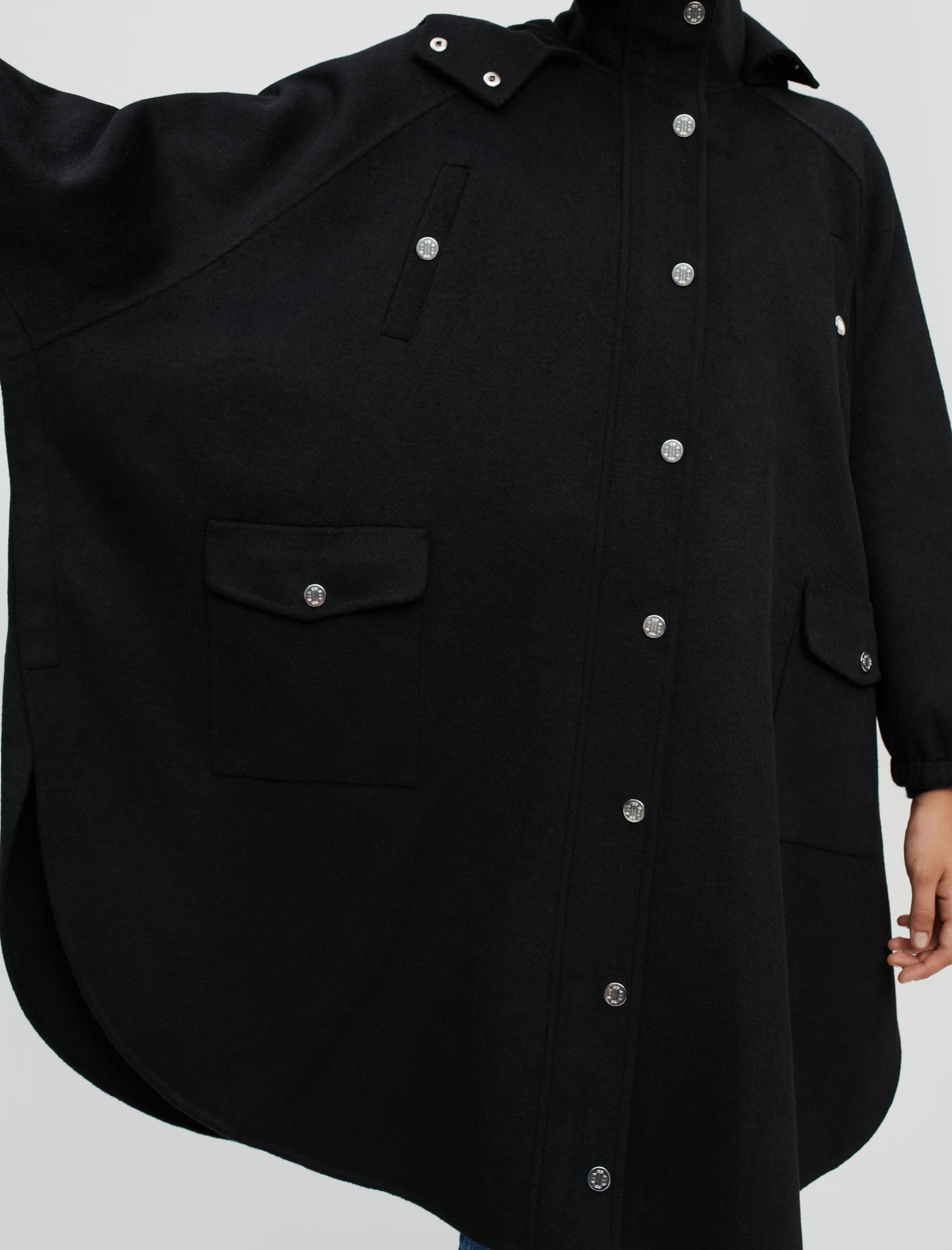 Abrigo Gape - Negro