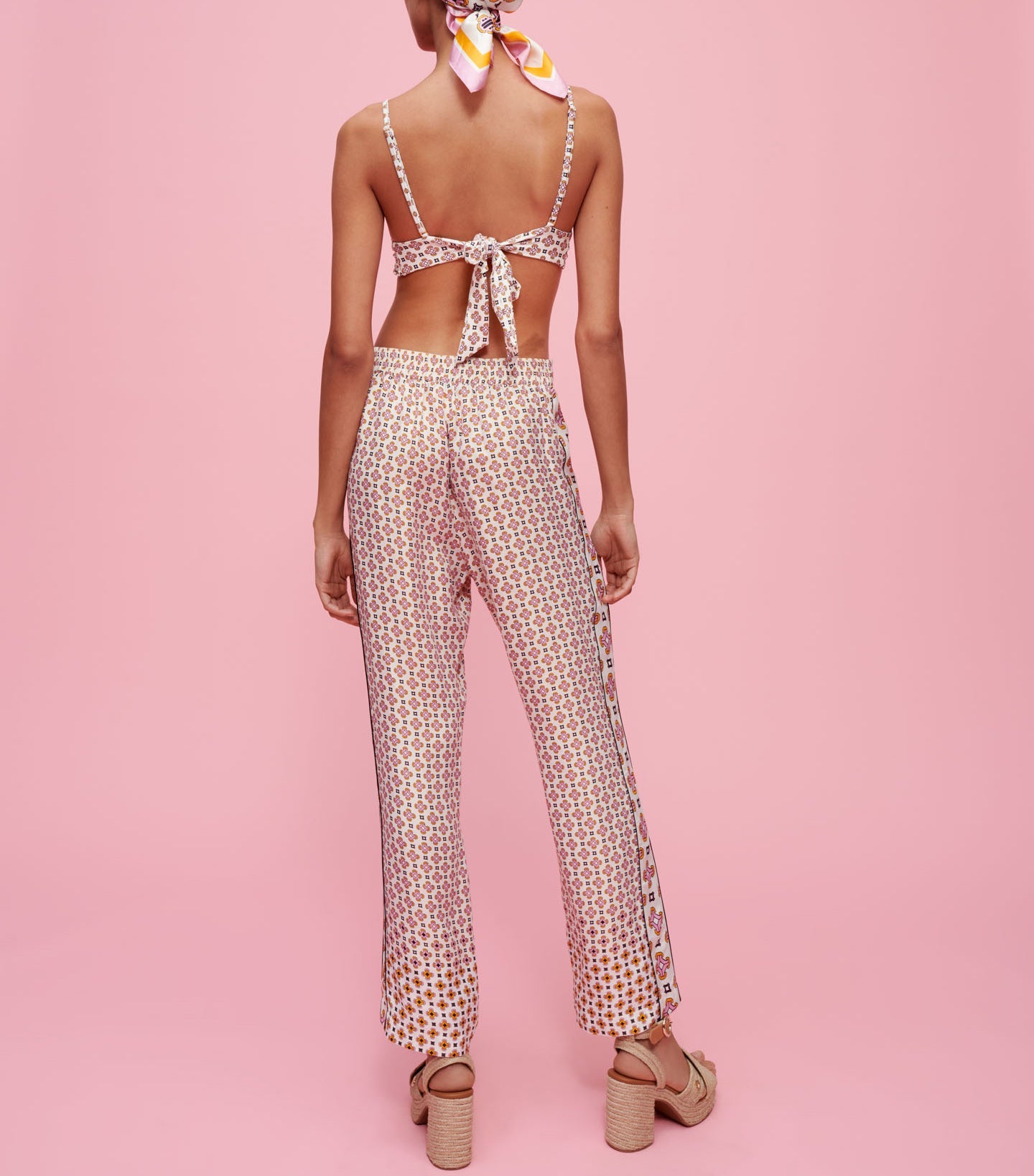 Pigeo Trousers - Geometric Ecru Background