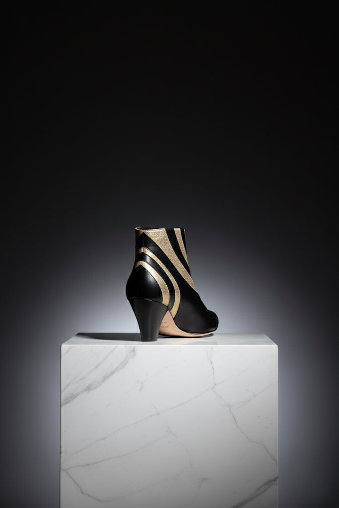 Marshall - Black Leather & Champagne