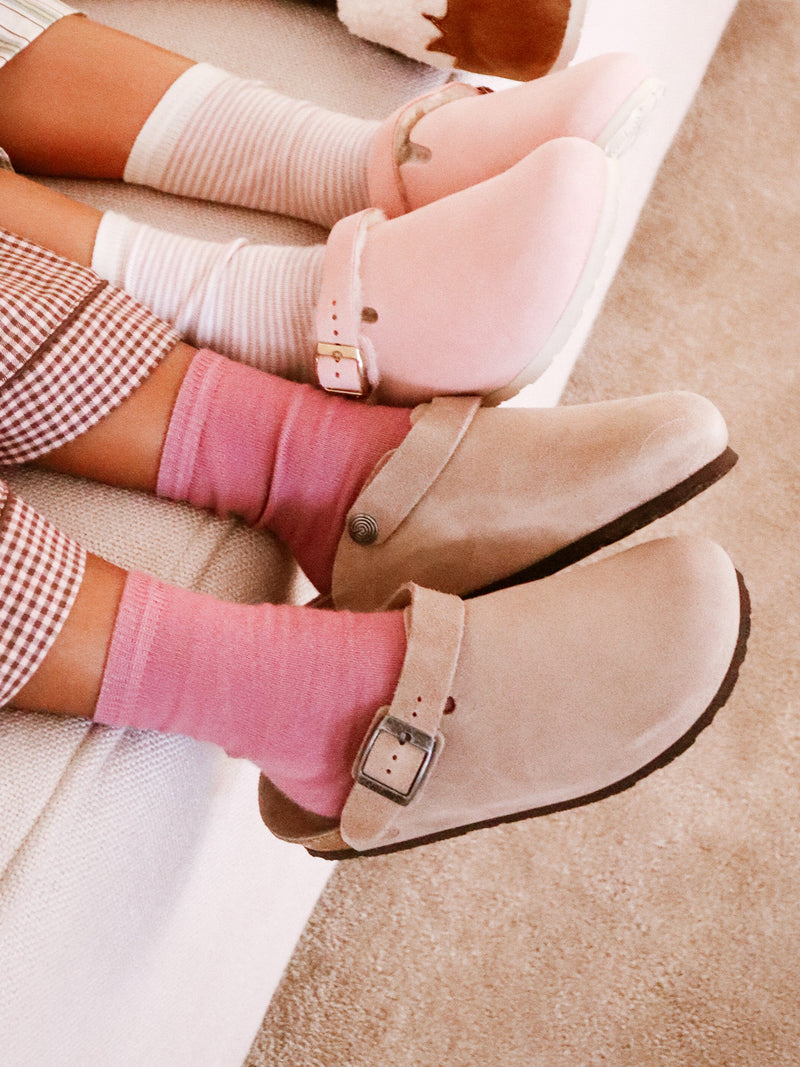 Zuecos Shetland de terciopelo color topo