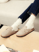 Zuecos grisel de piel de oveja y terciopelo color topo