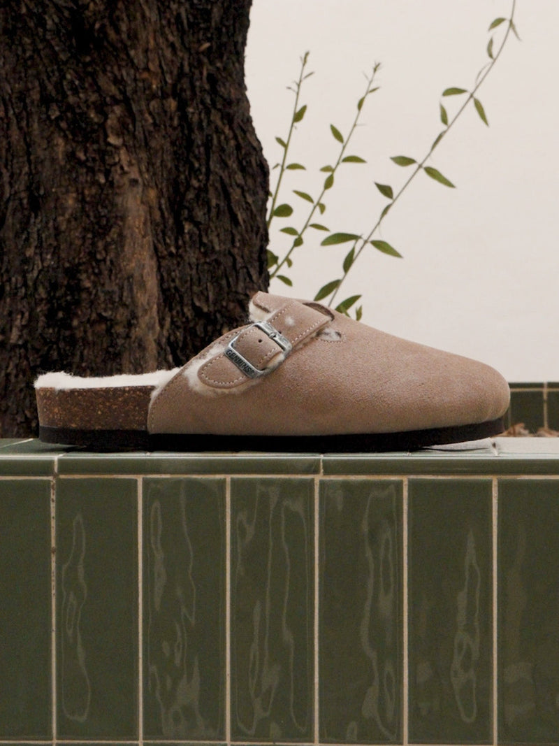 Zuecos Riva Velour Lana Color Topo