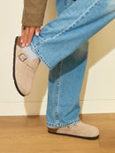 Zuecos Riva Velvet Taupe