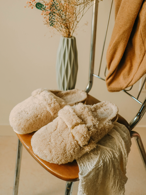 Grisel Sheepskin White Clogs