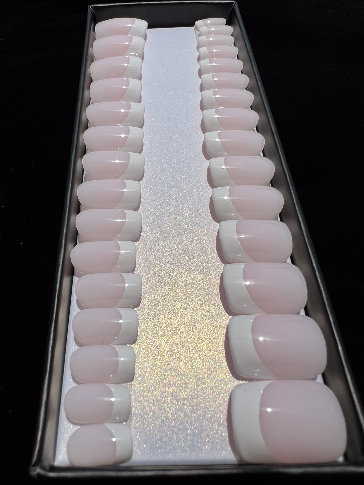 Künstliche Fingernägel - Milky French