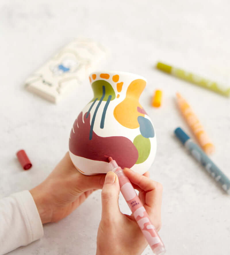 8 Paint Pens