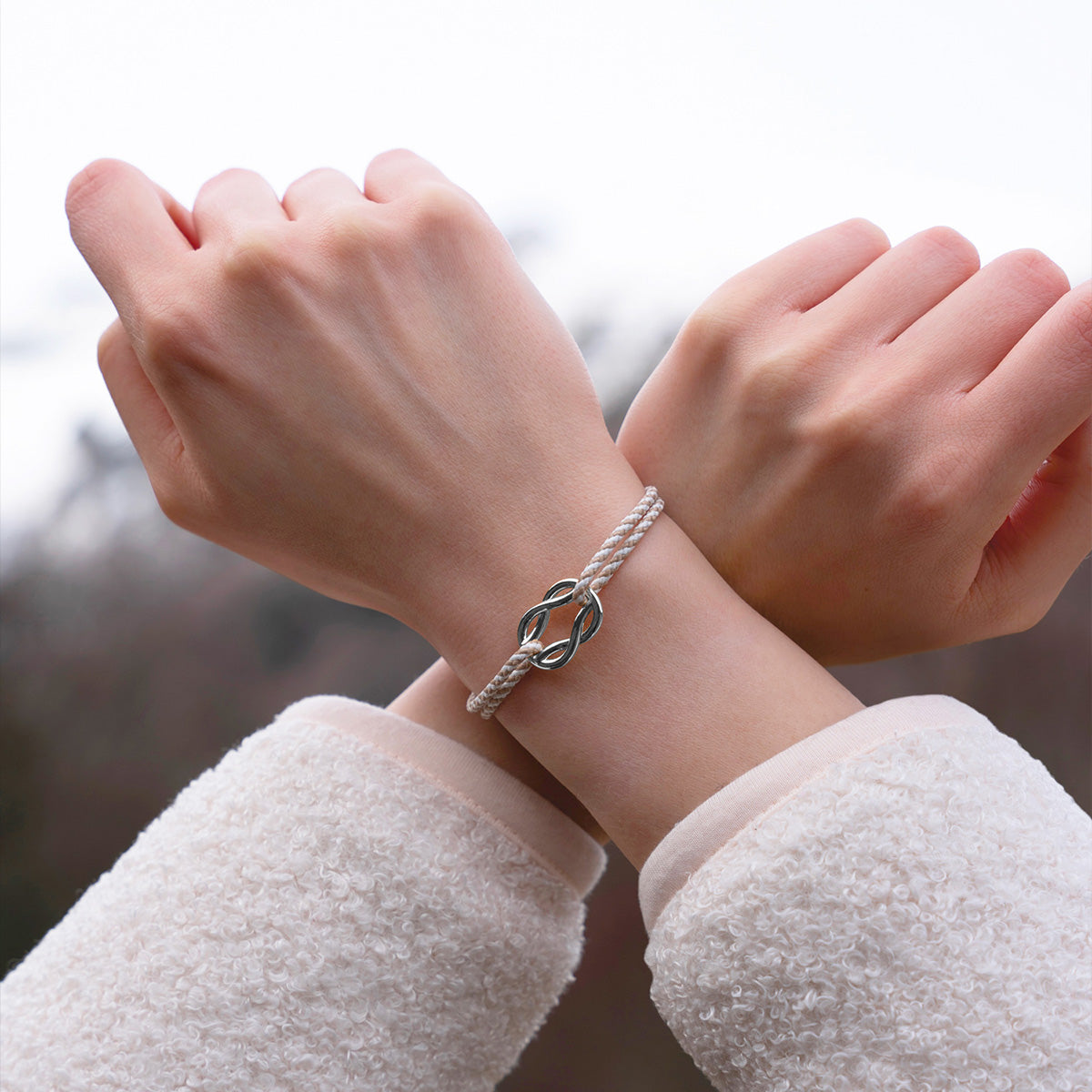 Pataras Bracelet - Beige and White Striped