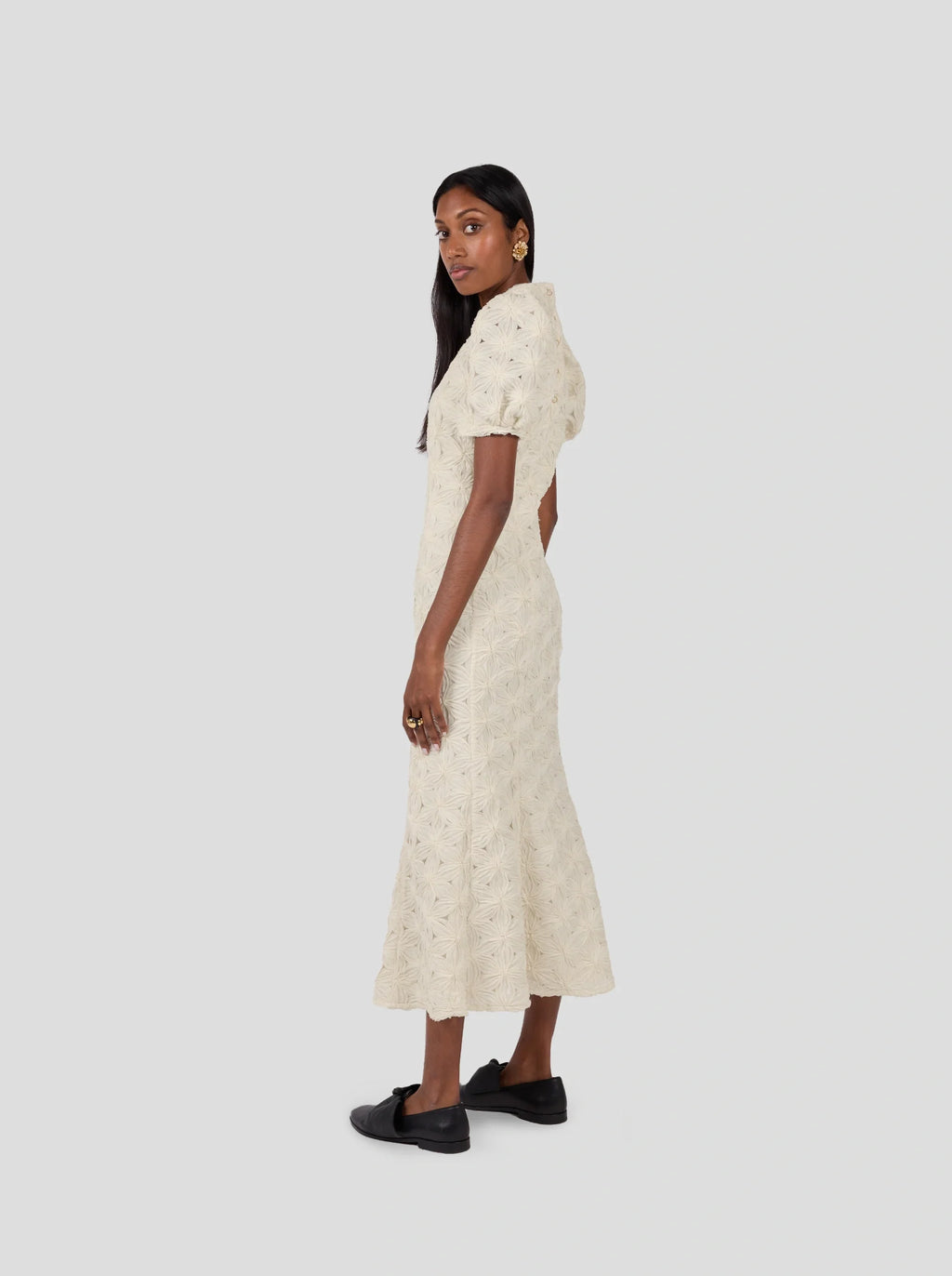 Robe Nas In Fragmented Enameled Lace