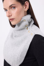 Natacha Buttoned High Neck - Light Grey - Women