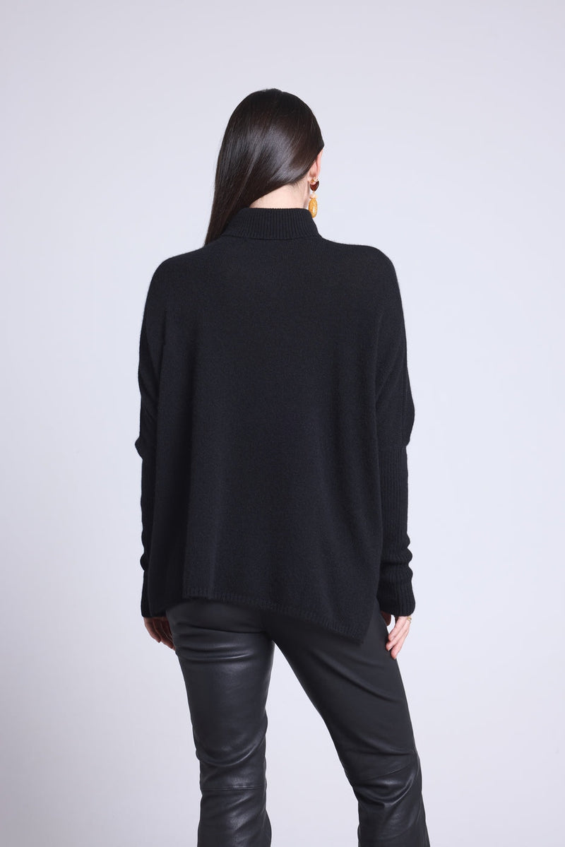 Pull Col Roule Coeur Poncho Naya - Noir Et Cœur Rouge - Femme