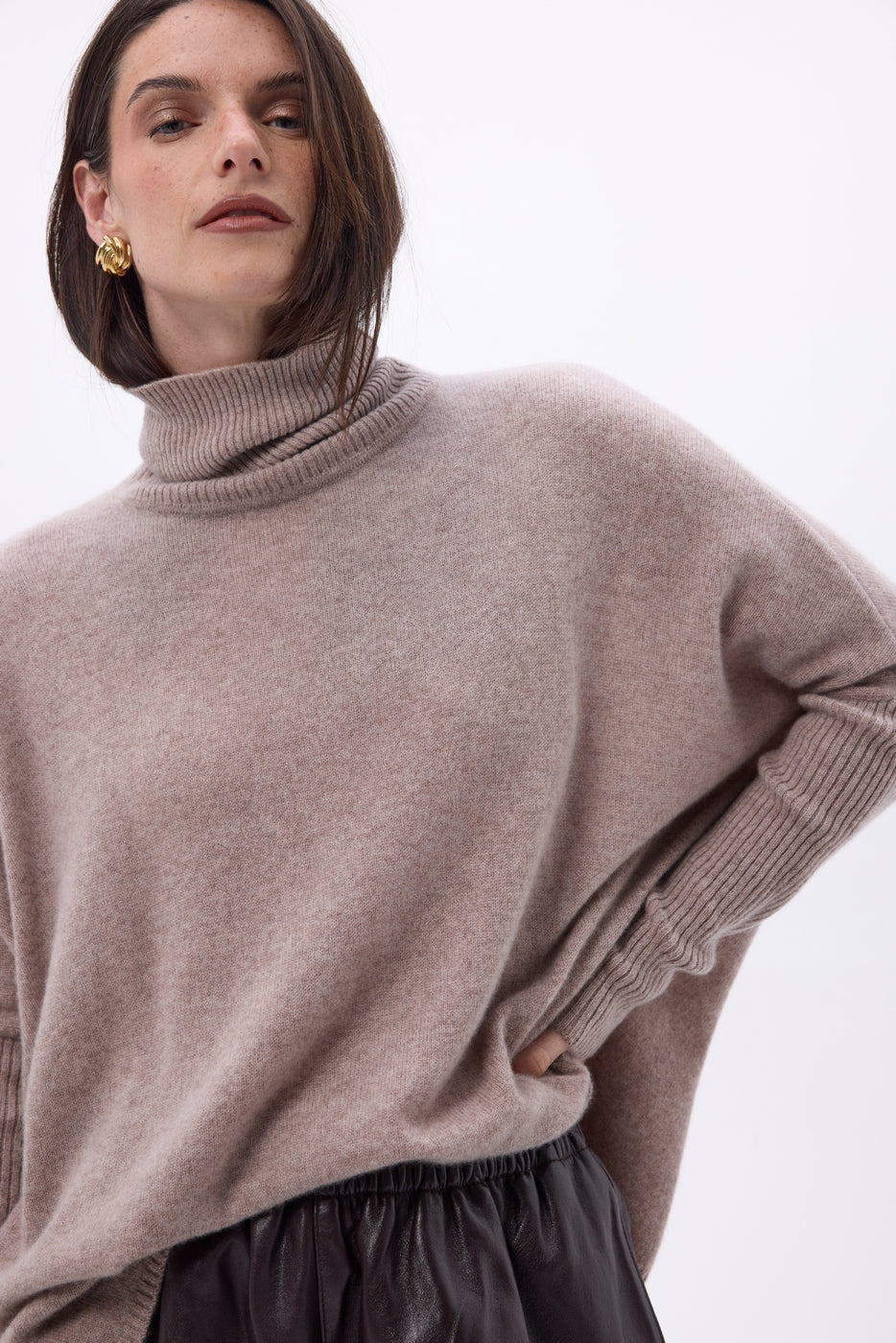 Jersey de cuello alto tipo poncho Naya - Avellana - Mujer
