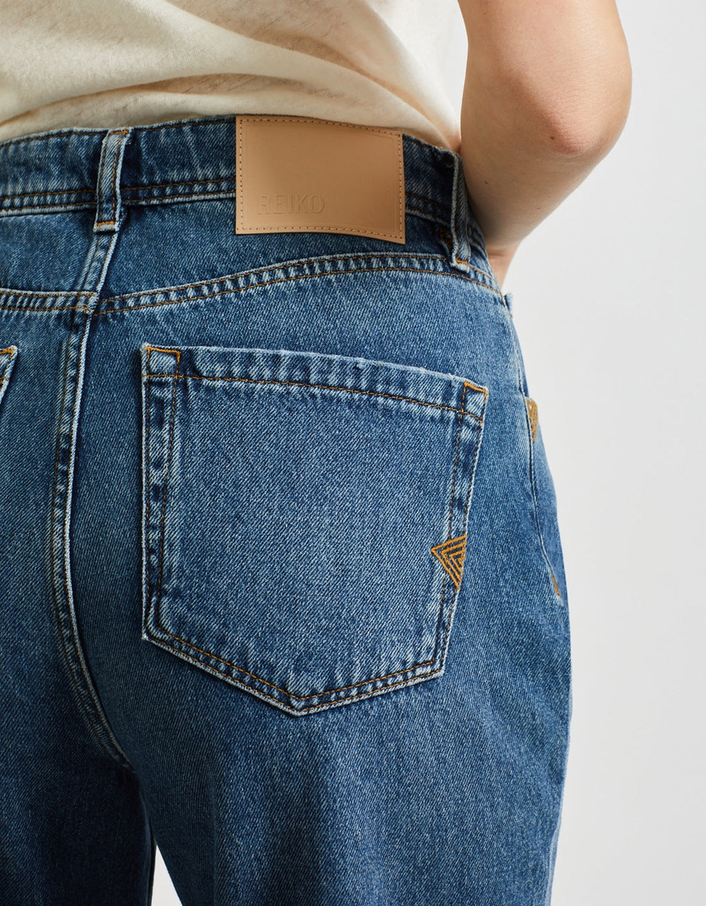 Niagara Straight-Leg Jeans - Denim M-137 - Women
