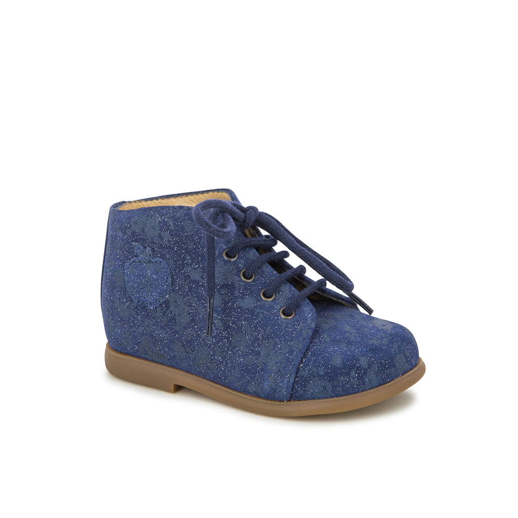 Pom d'Api – Pom D'Api - Nioupi Primo - Marine, chaussure montante bleue en daim avec lacets, vue de côté