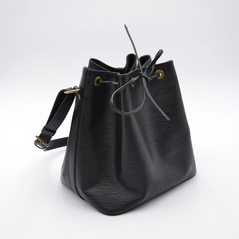 Noé Mm Cuir Épi Noir