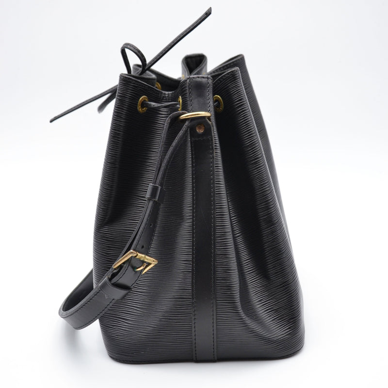 Noé Mm Cuir Épi Noir