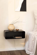Hängender Nachttisch NELIO in modern design with a vase and decorative design