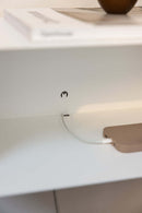 Details of the hooks of NELIO with cable management and modern design.