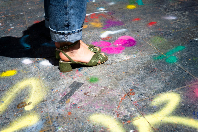 Naomi - Oliva Metálico Tú