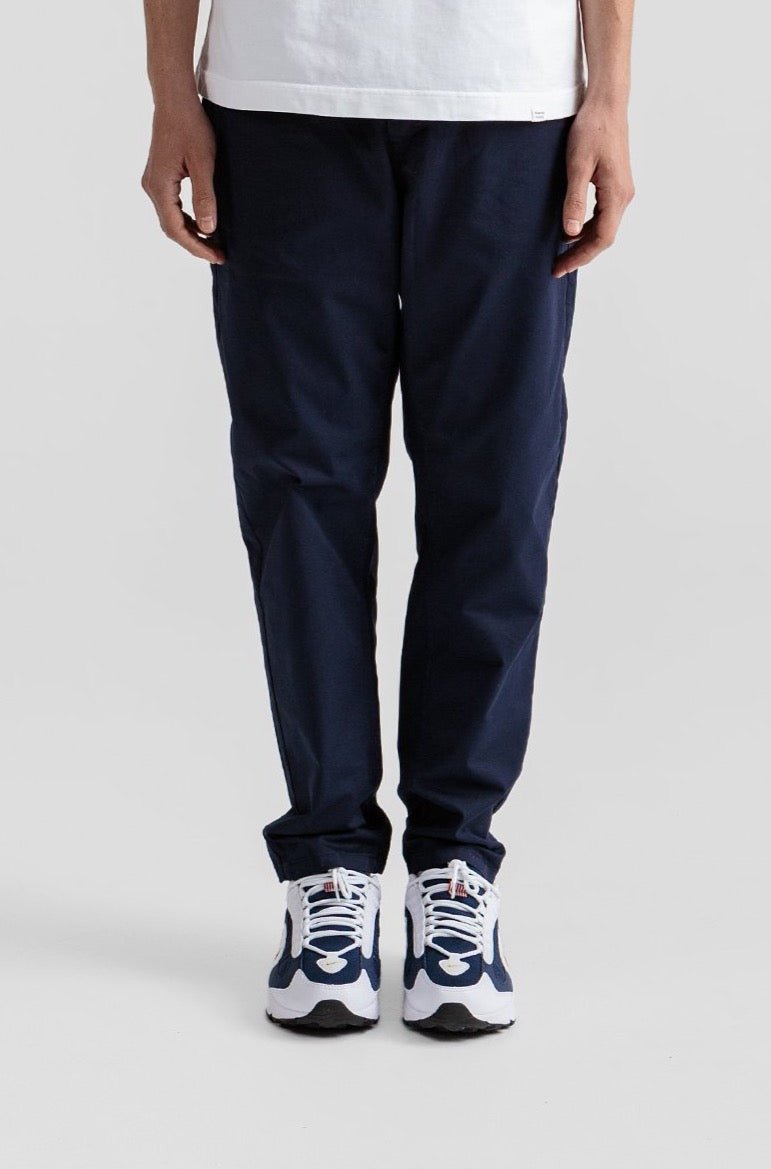 PLAIN NAVY