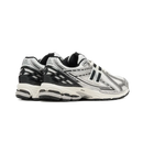 New Balance - 1906R Silver Black Sneakers - Gray
