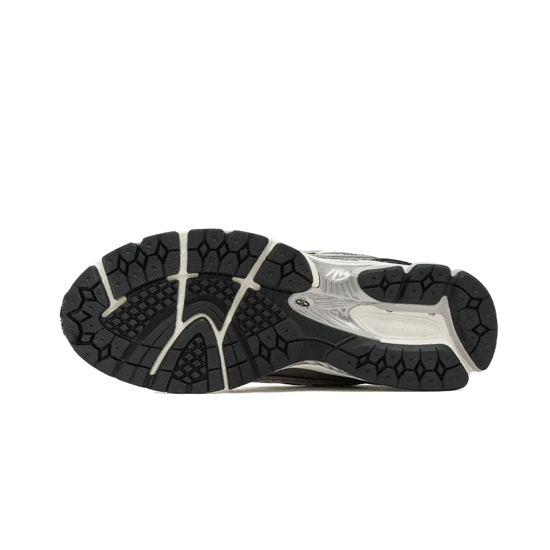 New Balance - 1906R Silver Black Sneakers - Gray