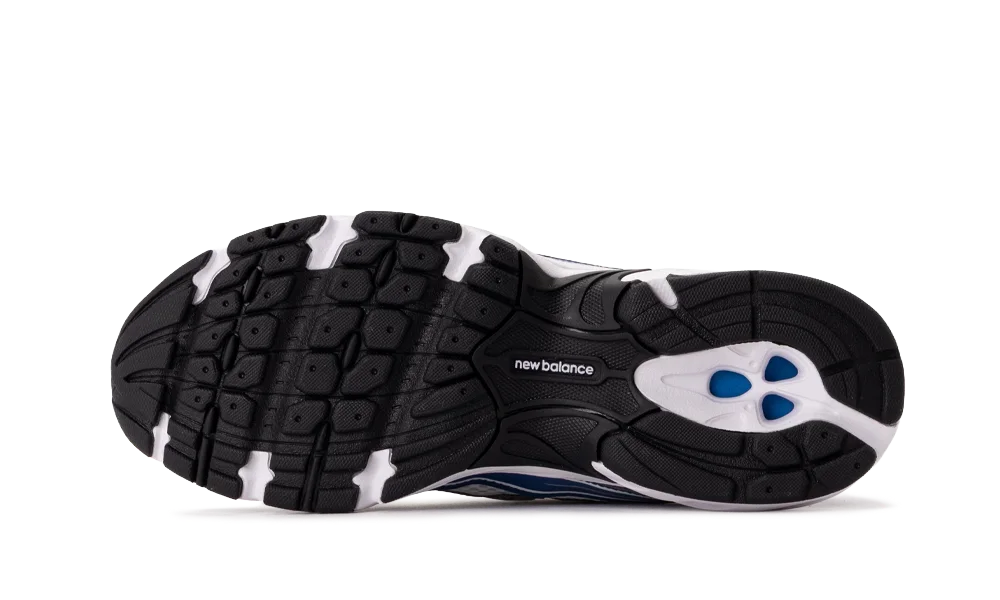 740 White Magic Blue - Bleu