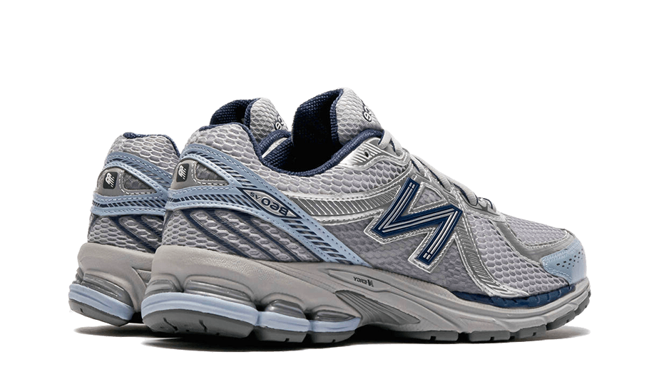 860 V2 Grey Blue - Gris