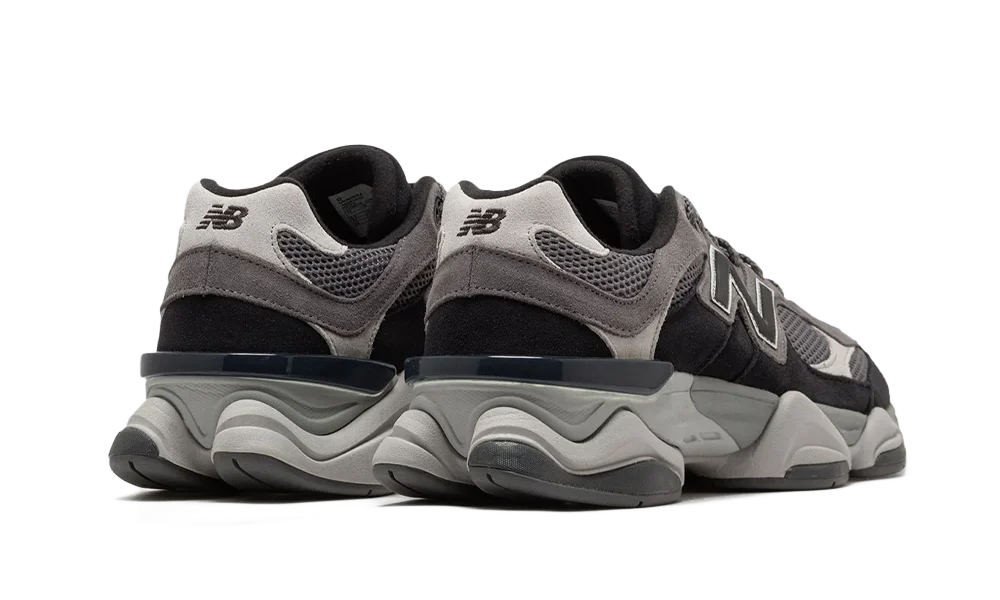 9060 Black Castlerock - Noir