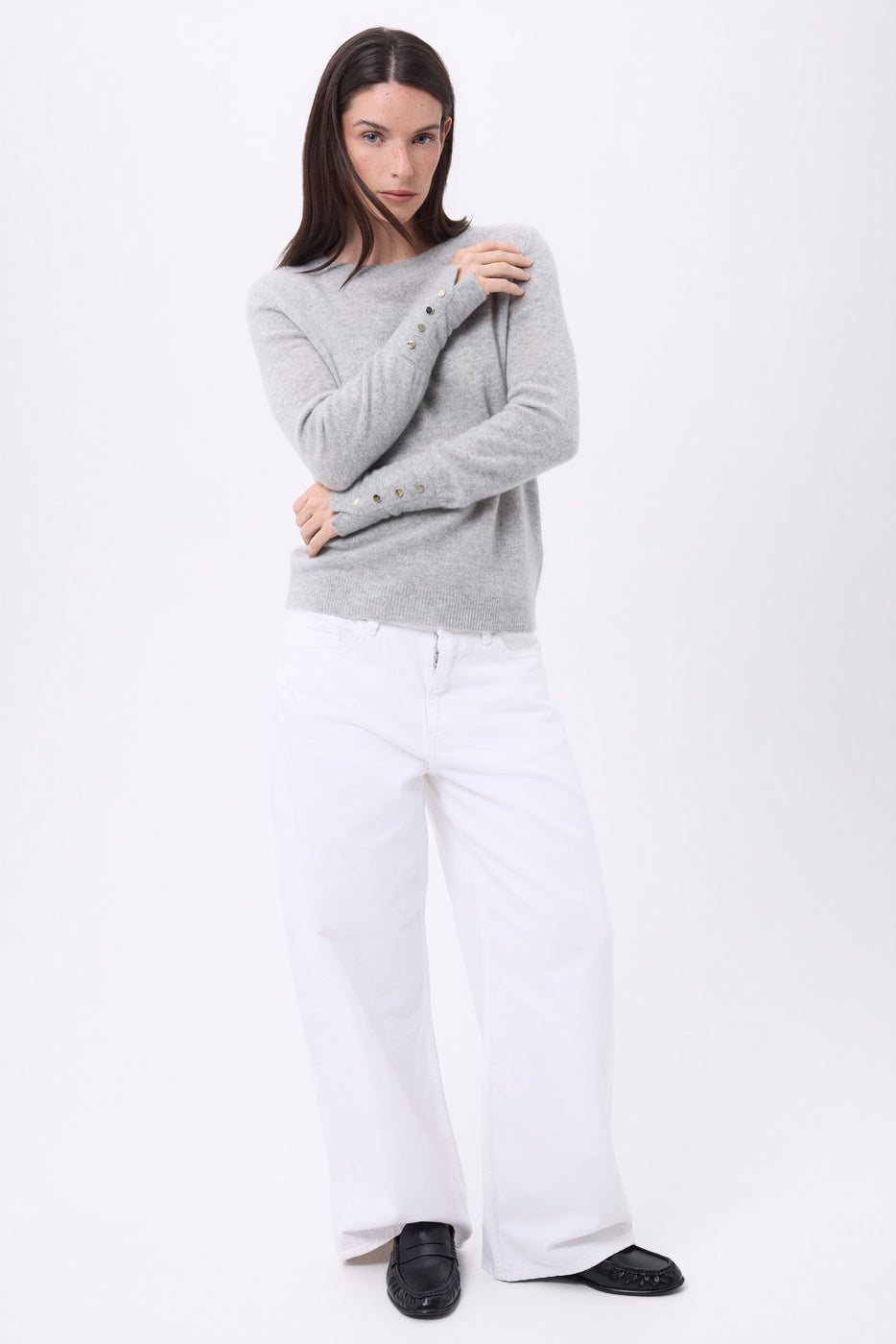 Jersey de cuello redondo con botones dorados y mangas globo Od - Gris claro - Mujer