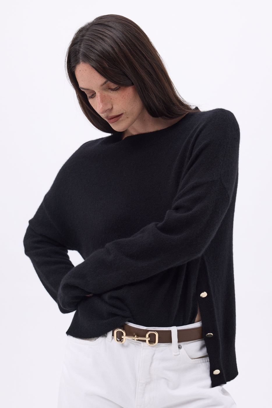 Jersey de cuello redondo con botones laterales dorados Ora - Negro - Mujer
