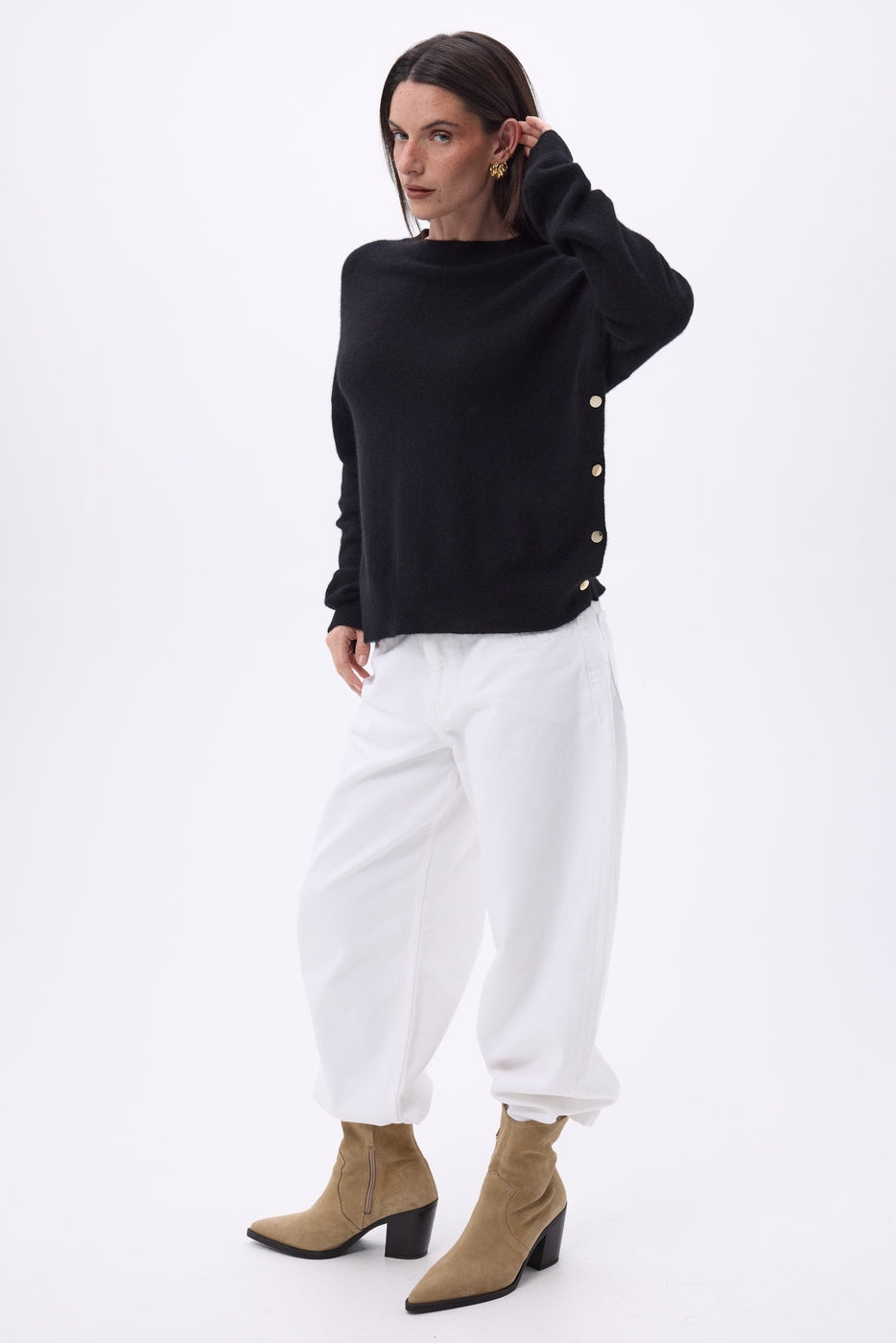Jersey de cuello redondo con botones laterales dorados Ora - Negro - Mujer