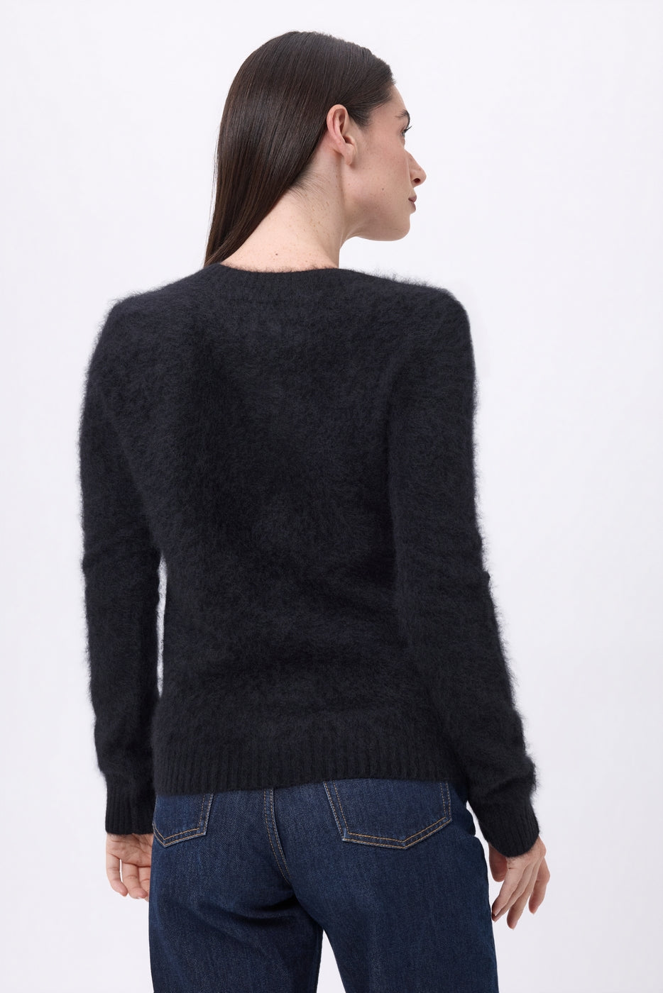 V-Neck Jumper – Brushed Cashmere Orion - Black - Women