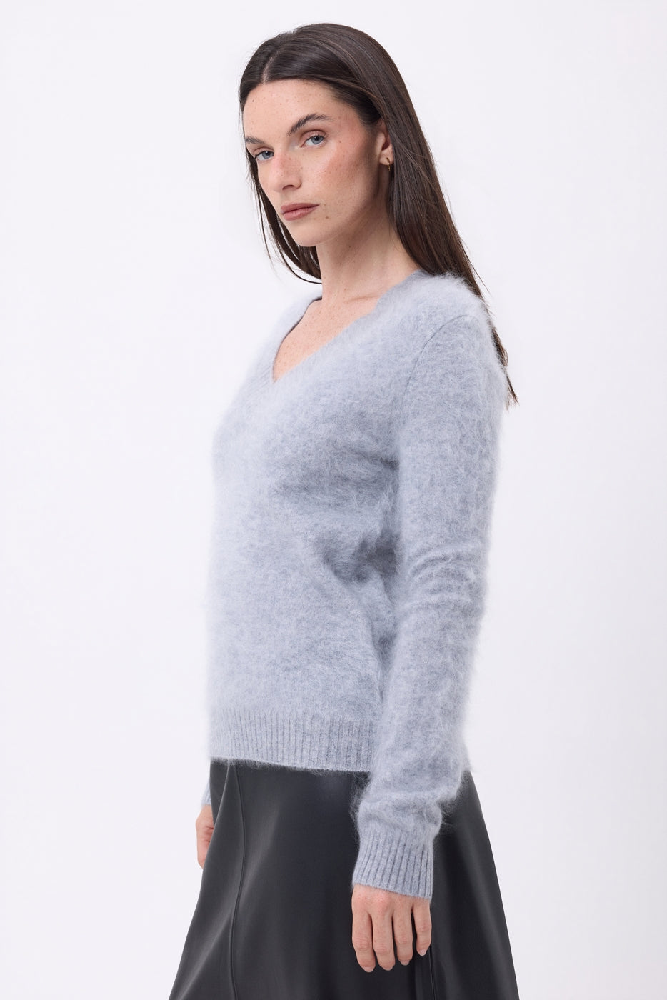 Jersey de cuello en V – Cachemira cepillada Orion - Gris claro - Mujer