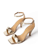 Dreams In Motion Flat Shoes - Gold
