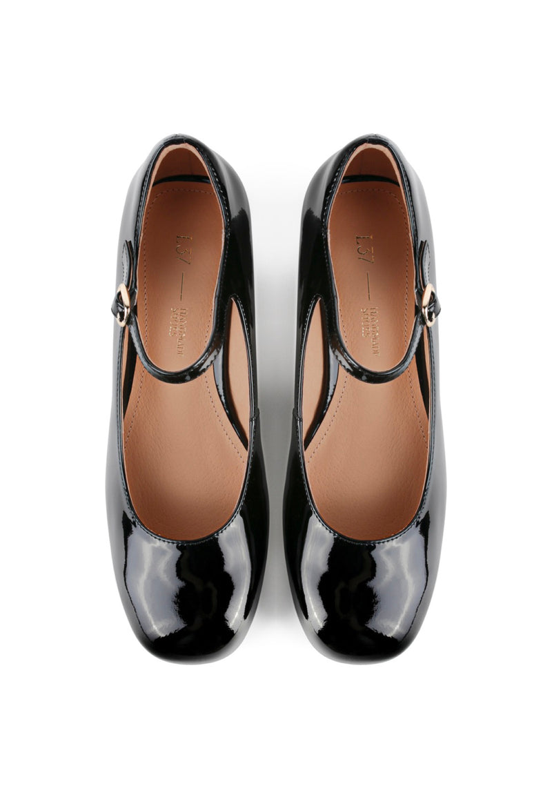 Hear Me Out Derbies - Black