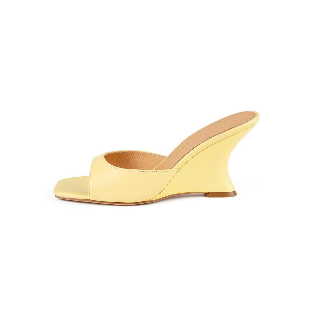 Sandali On Top Of The World - Giallo