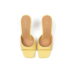 Sandali On Top Of The World - Giallo