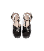 Trop Tard Pour Dire Au Revoir Court Shoes - Black