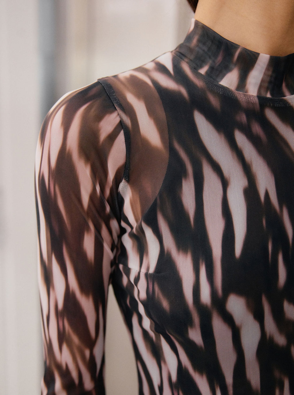 Sukienka Abstract Mesh
