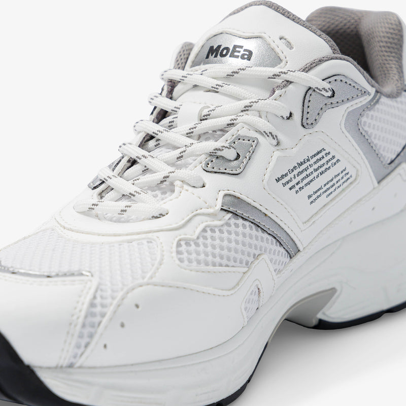 Baskets Gen8 - White & Silver