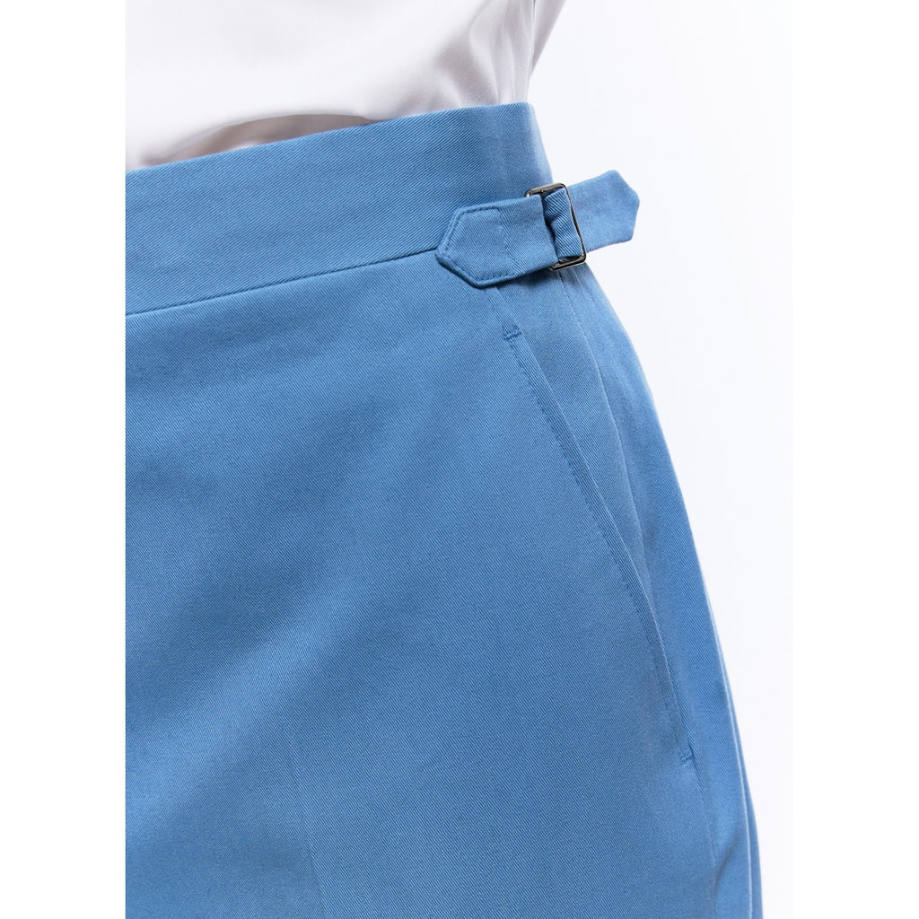 Schmal Geschnittene Chino Aus Bio-Baumwolle - Blau